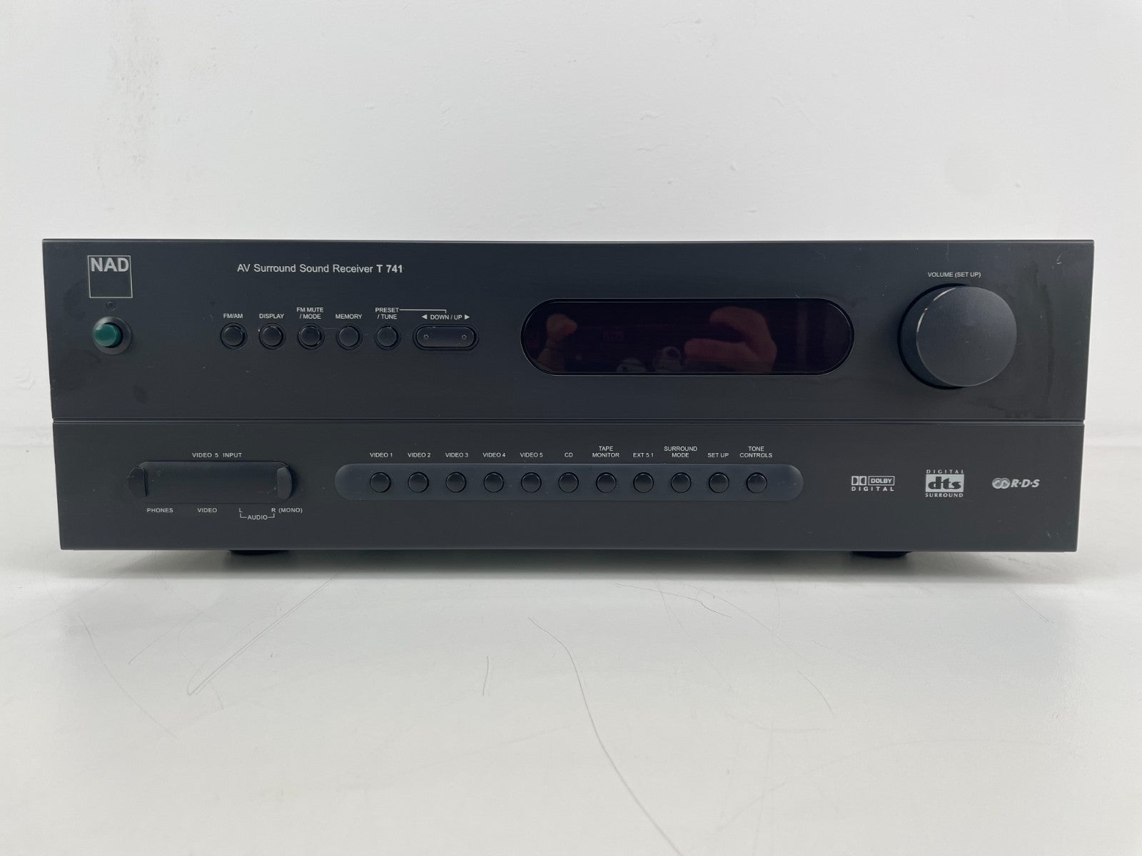 NAD T-741 Surround Receiver – 60 watts per channel into 8Ω