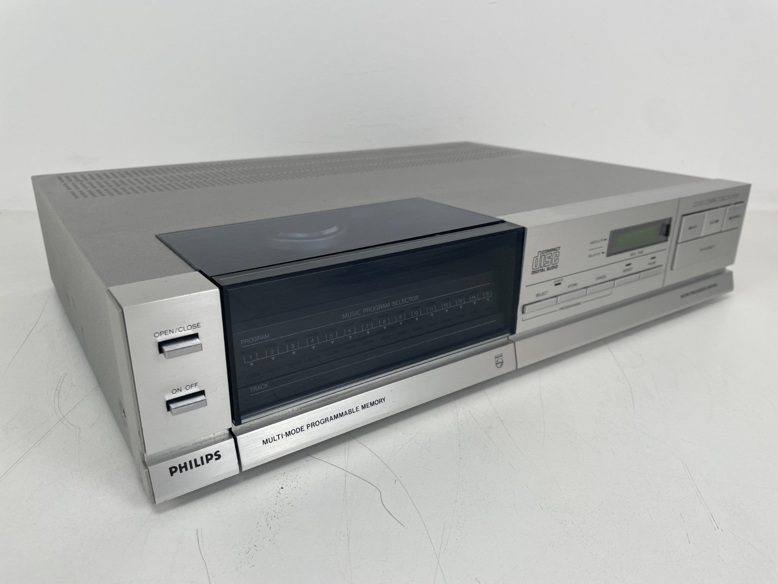 Philips CD303 CD Player – Mint Condition – Original Box & Manual - Serviced