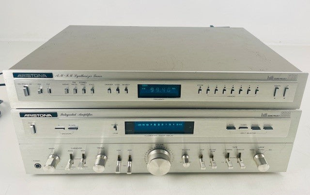 Aristona 6396 geïntegreerde versterker + 6198 AM/FM-synthesizertuner set