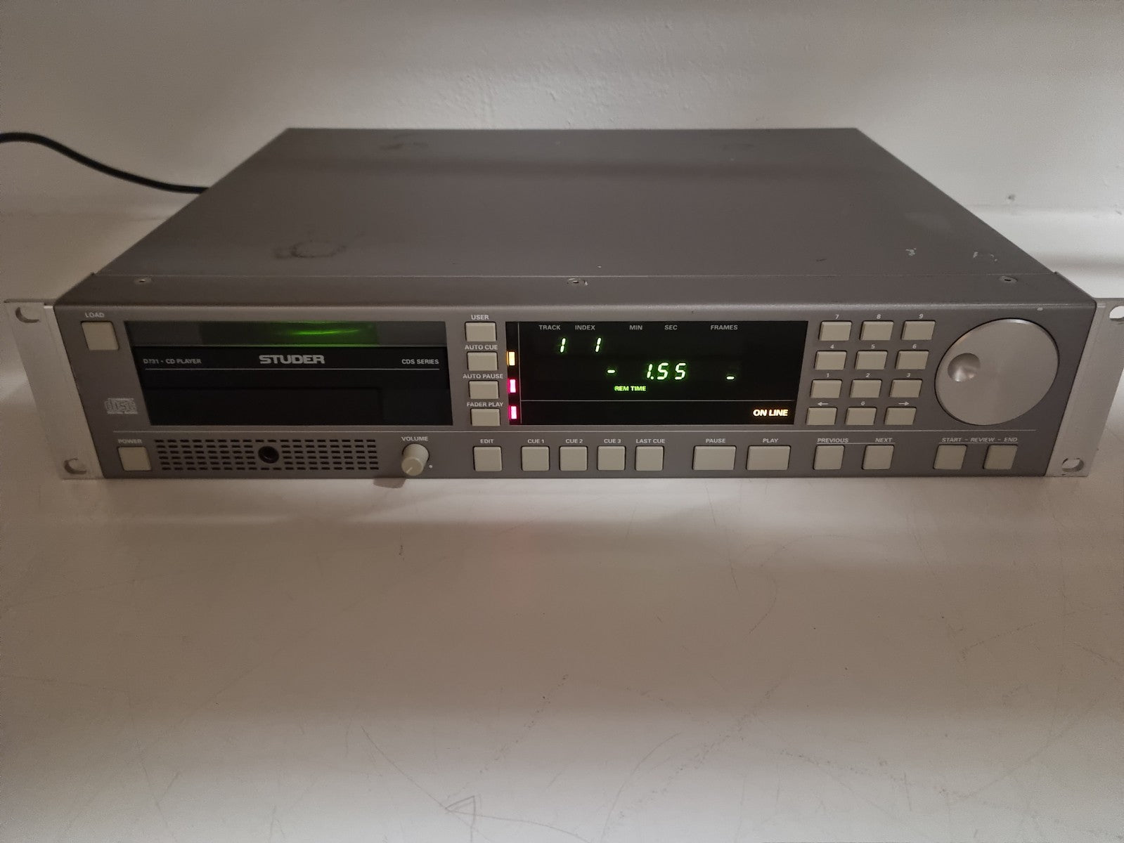 Studer D731 CD Player - CDS Series - TDA1541A-S1 DAC- Professional