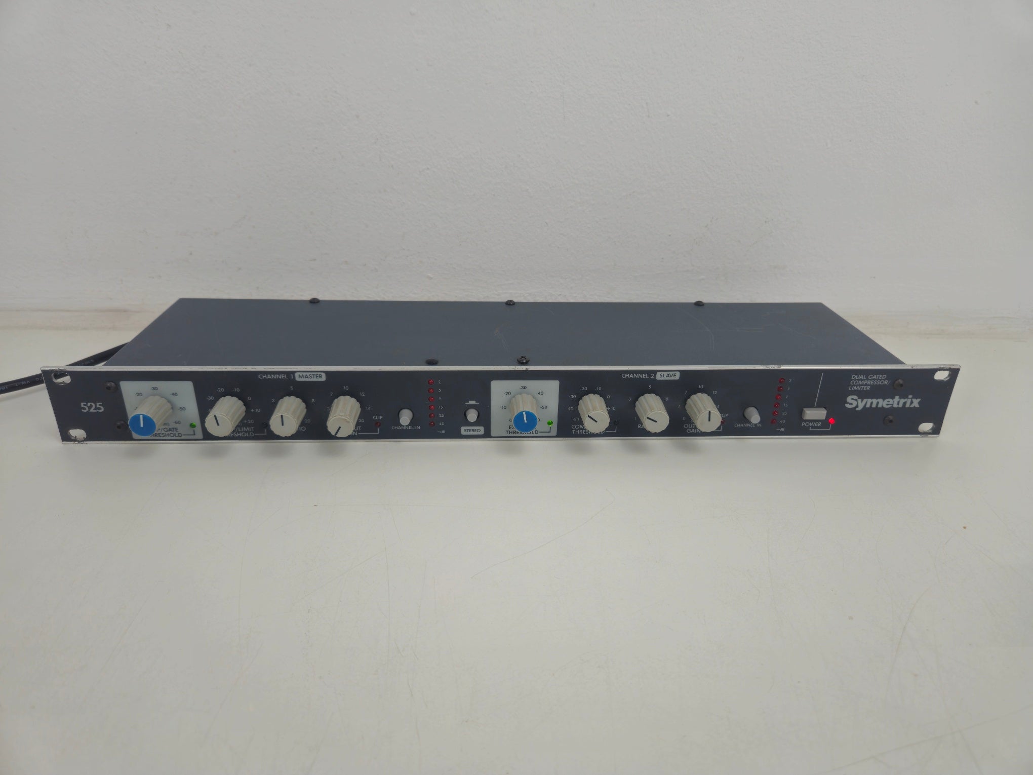Symetrix - 525 - Dual Gated Compressor/Limiter