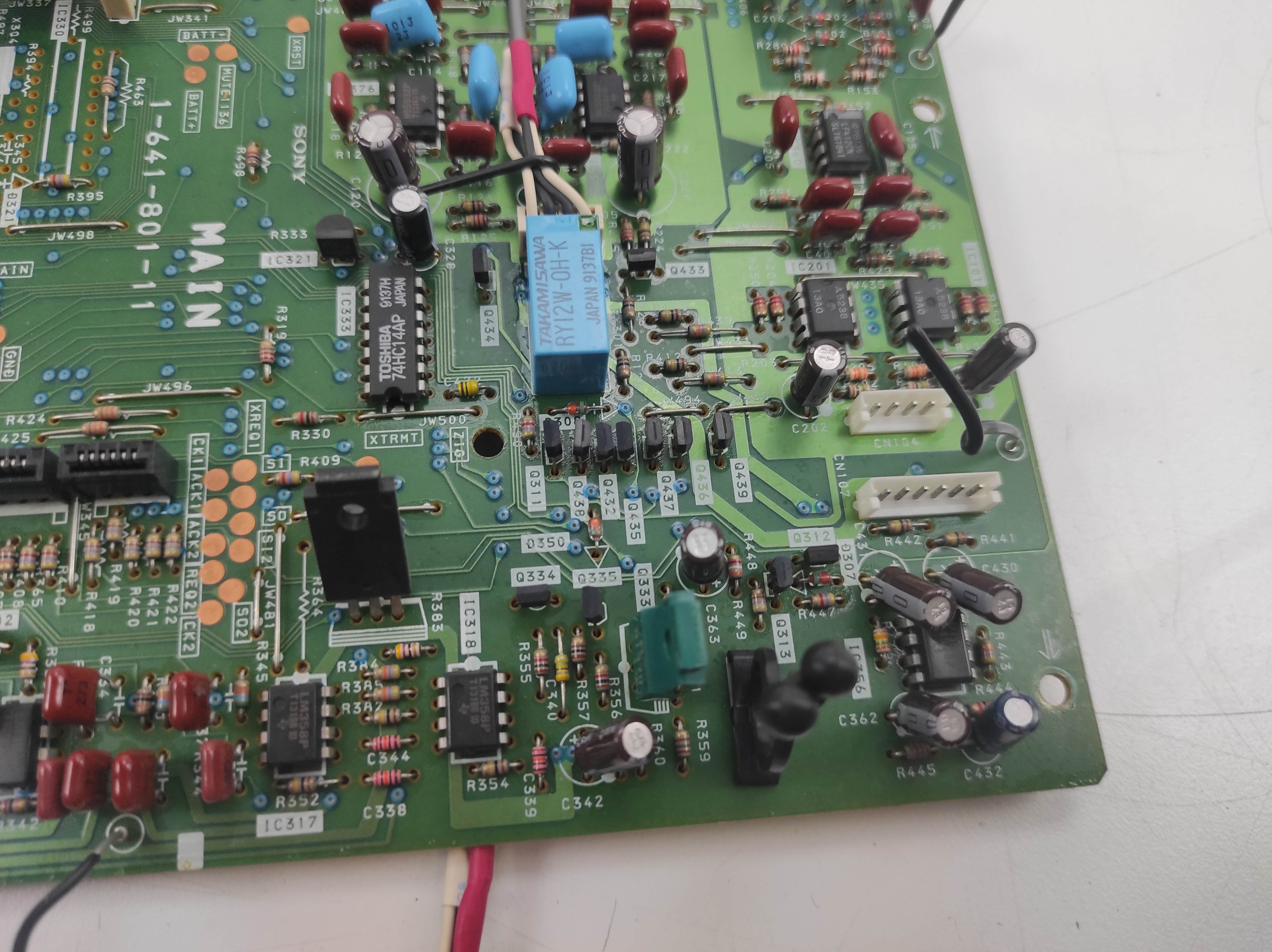 SONY DTC-670 DAT recorder MAIN PCB not checked