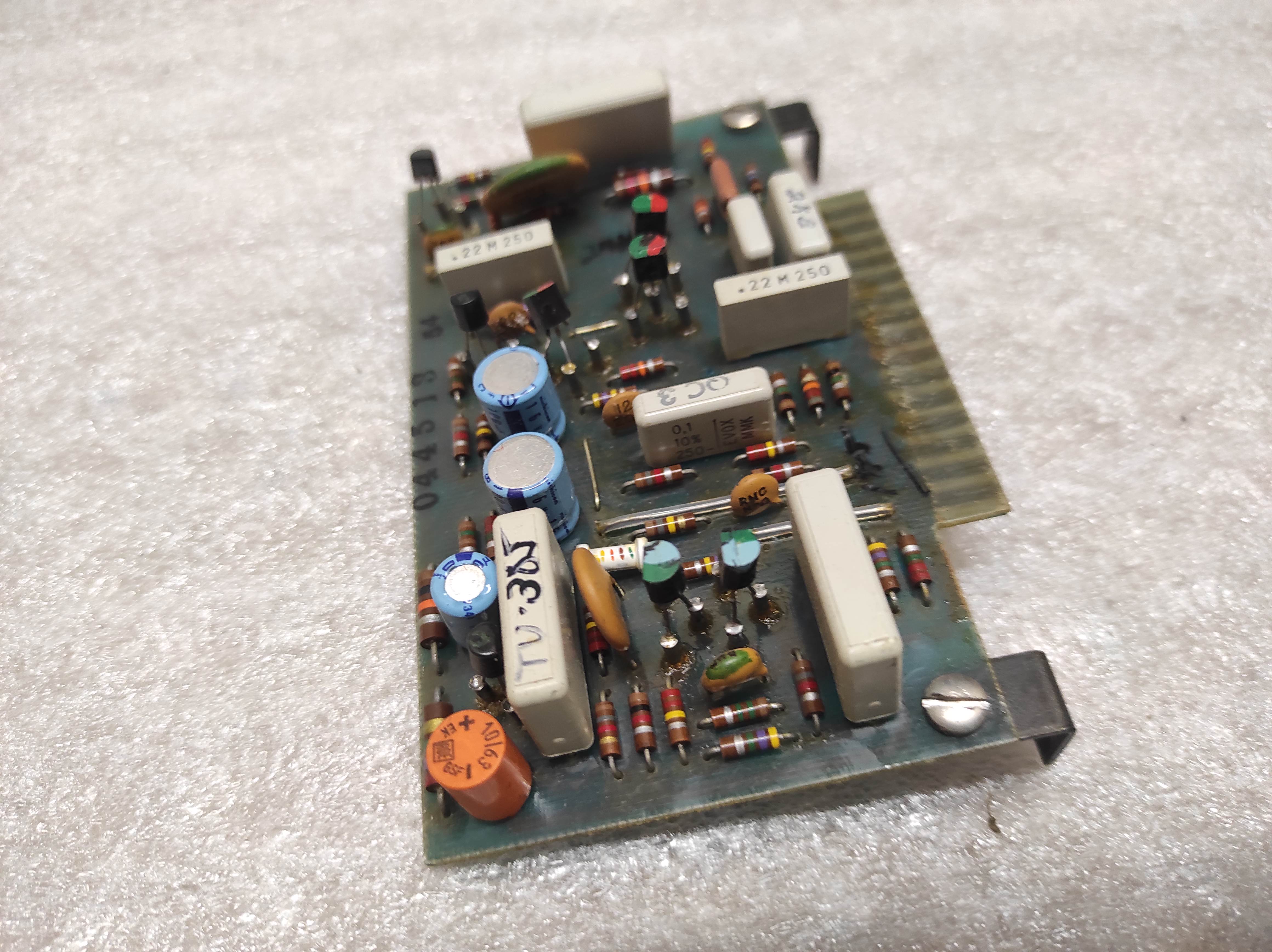 McIntosh 1900 vintage receiver 044570 pre amplifier PCB not checked 2
