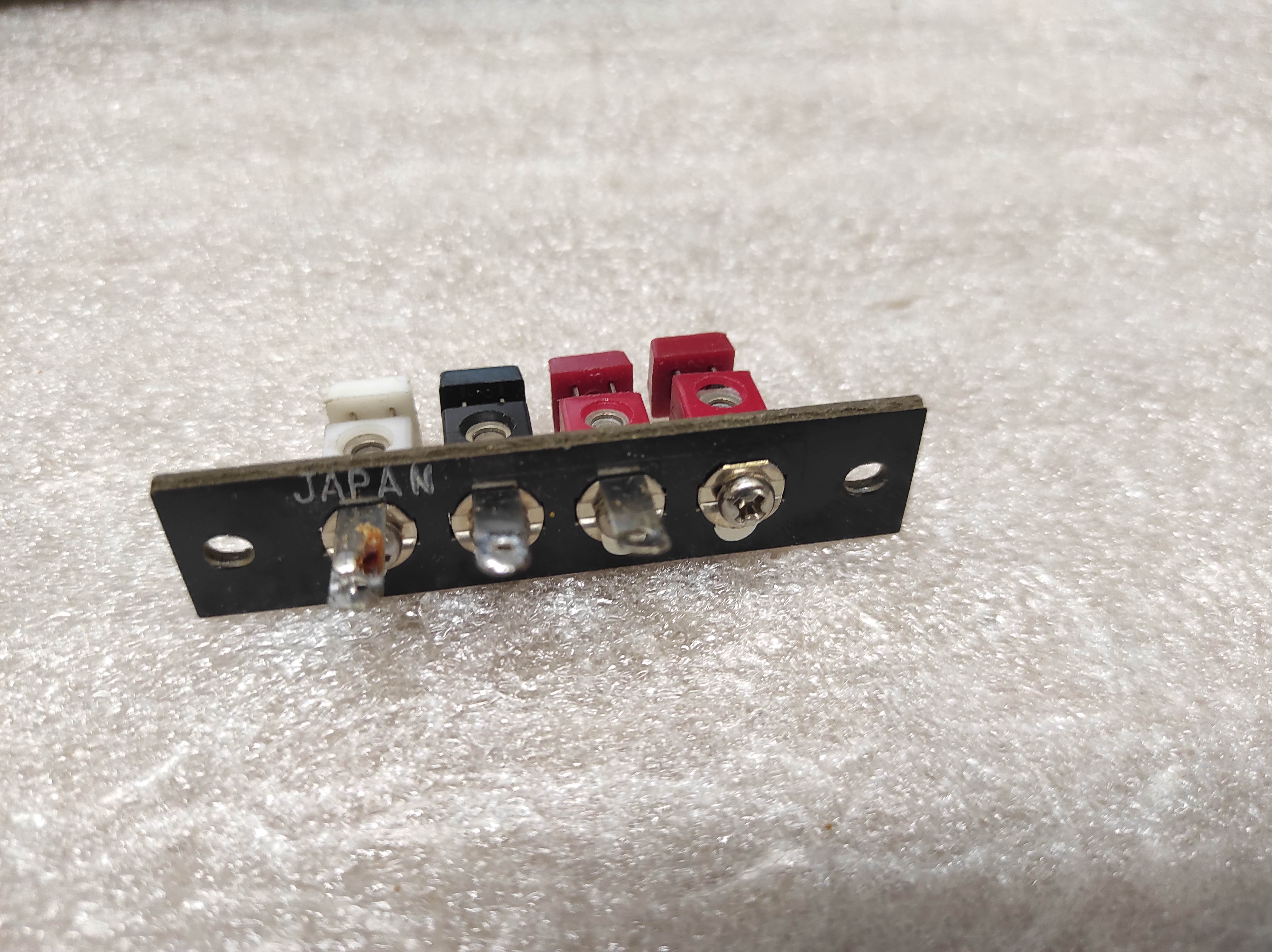 McIntosh 1900 vintage receiver AM FM Ground terminals connectors