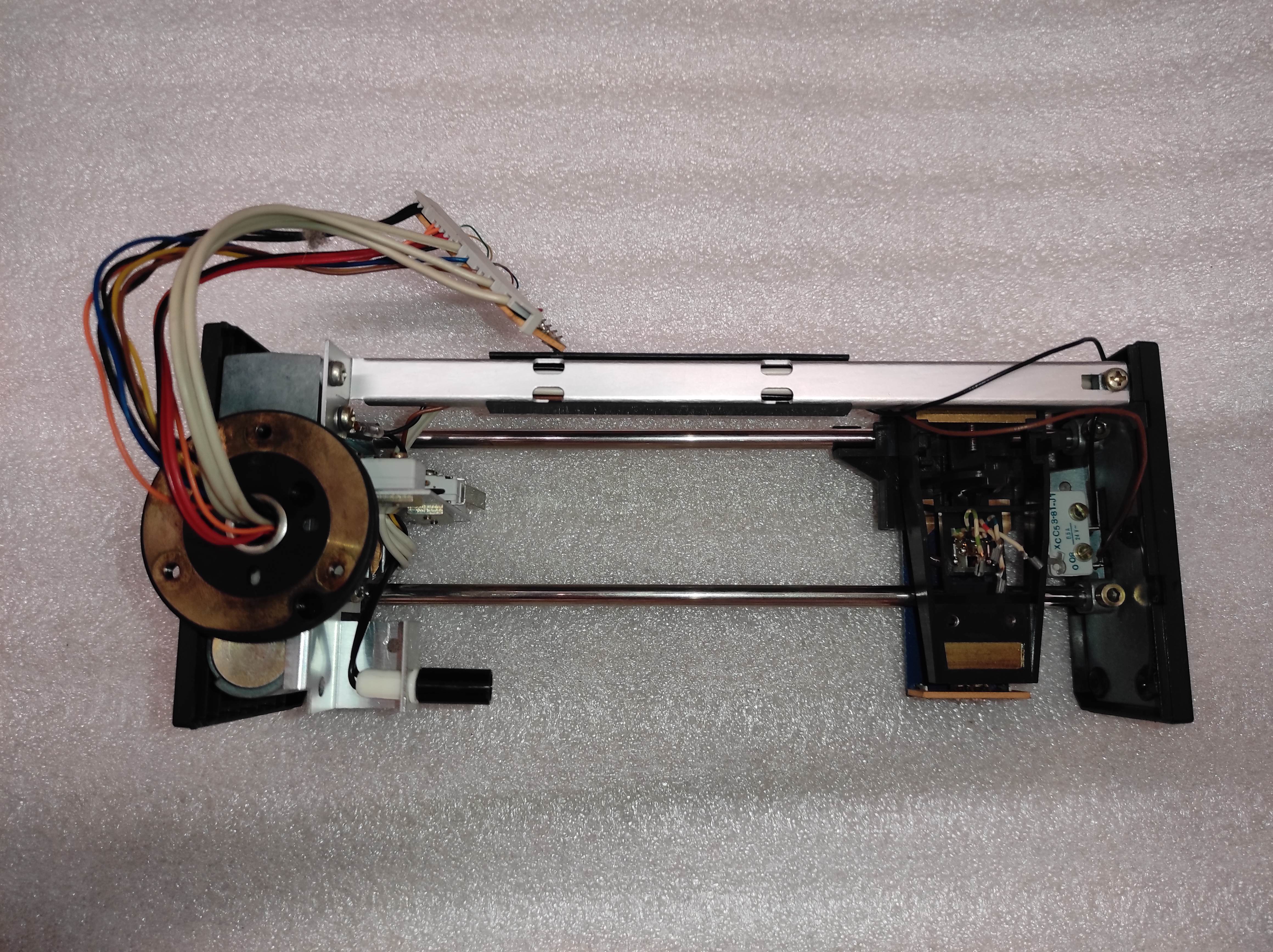 Revox B795 LINETRACK tonearm