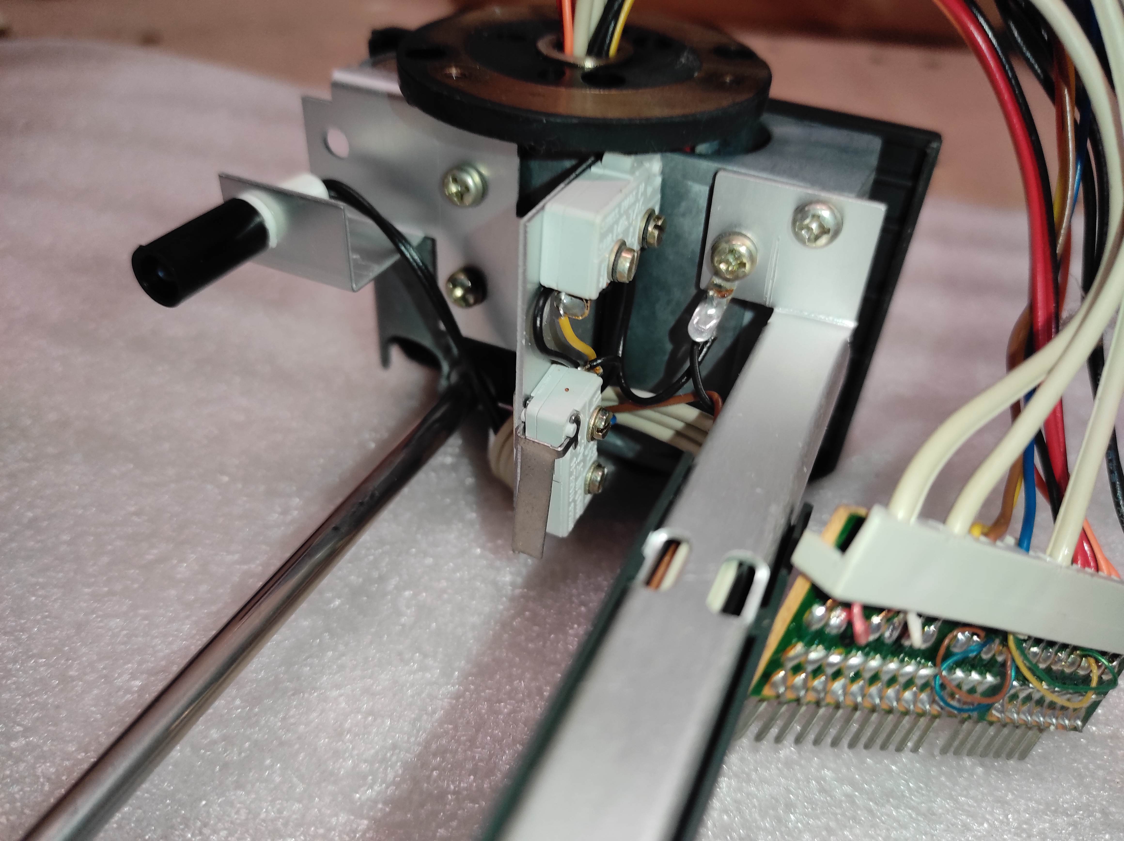 Revox B795 LINETRACK tonearm