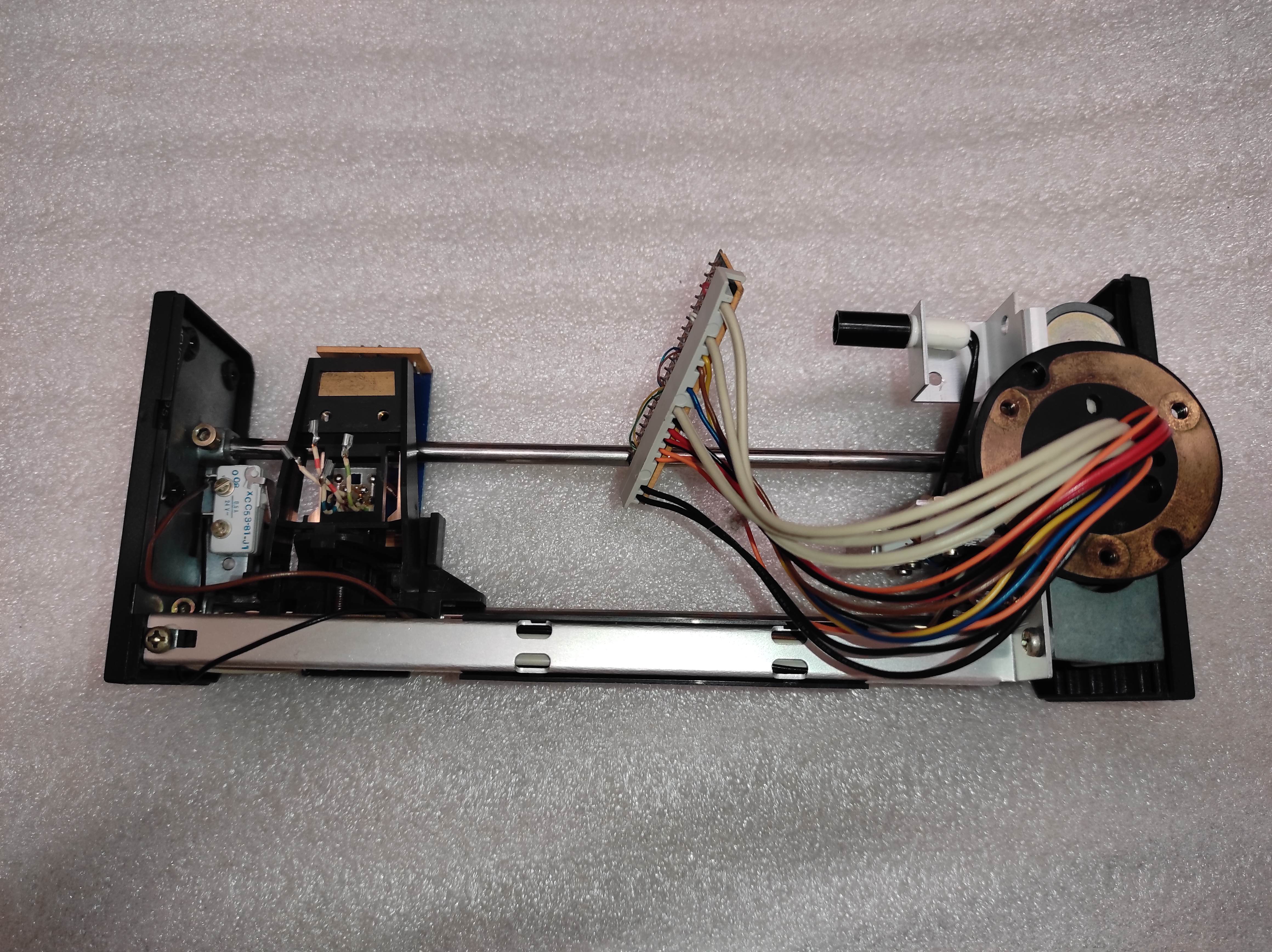 Revox B795 LINETRACK tonearm