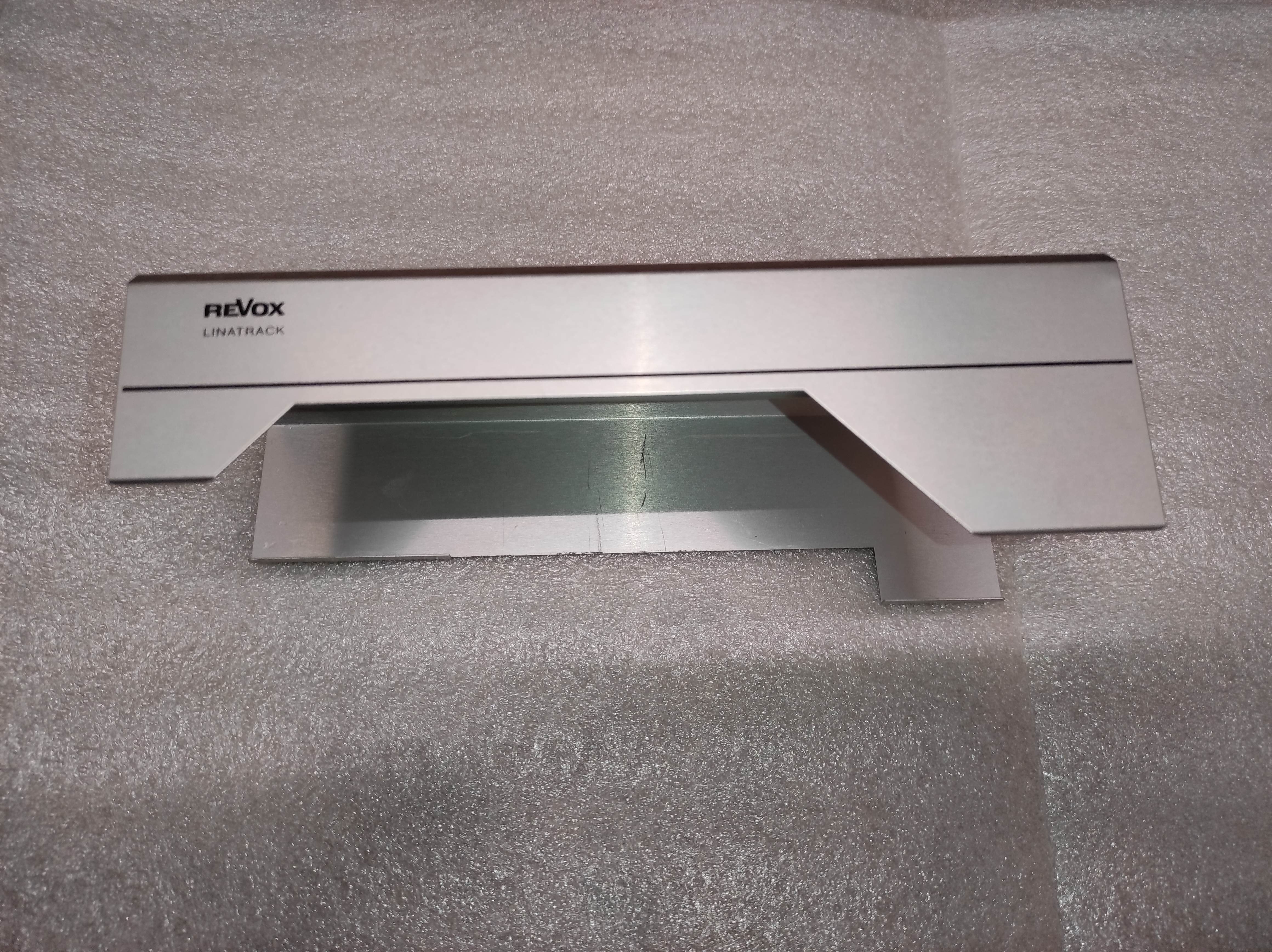 Revox B795 LINETRACK tonearm cover