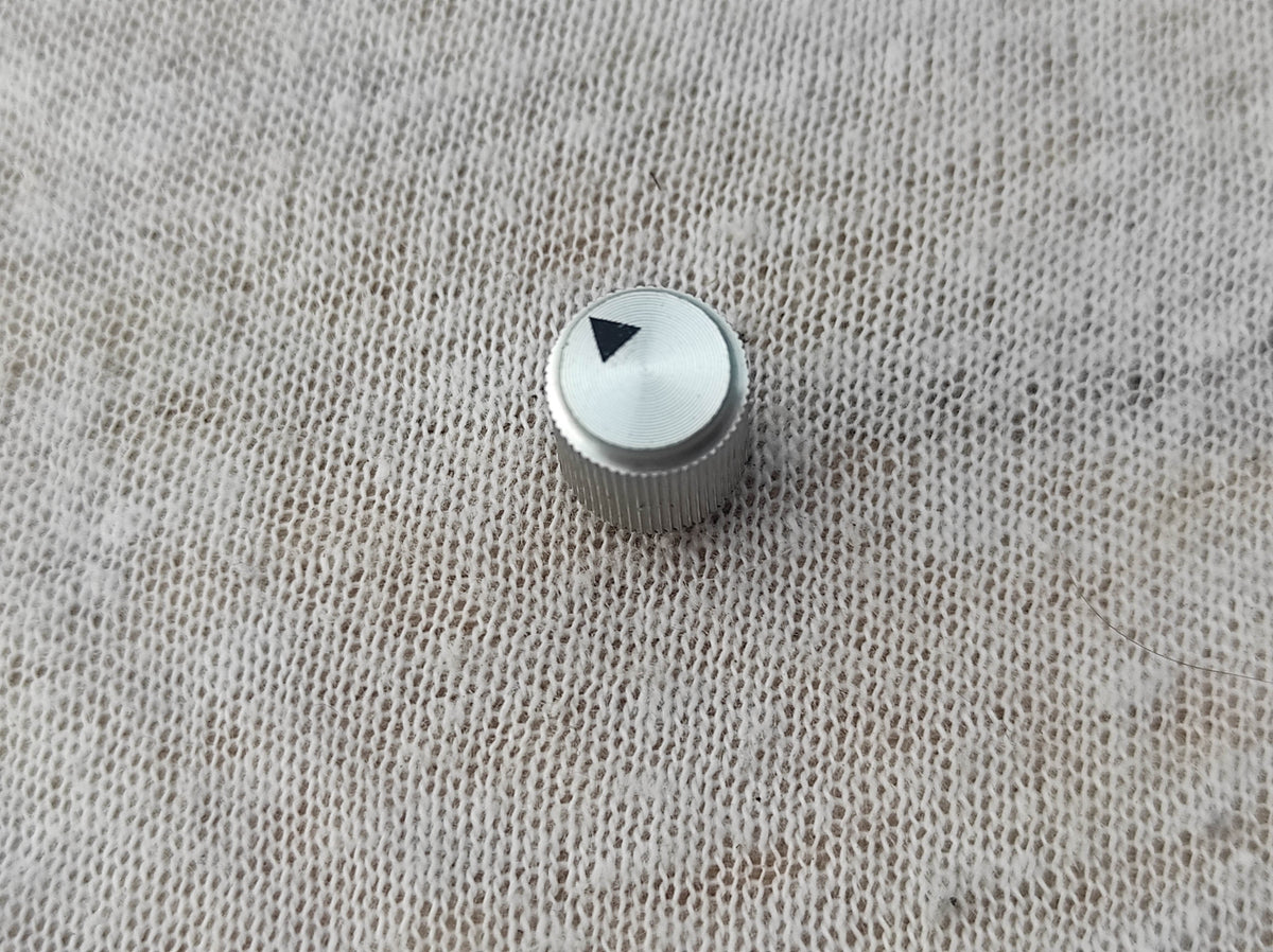 ReVox B760 output level threshold knob