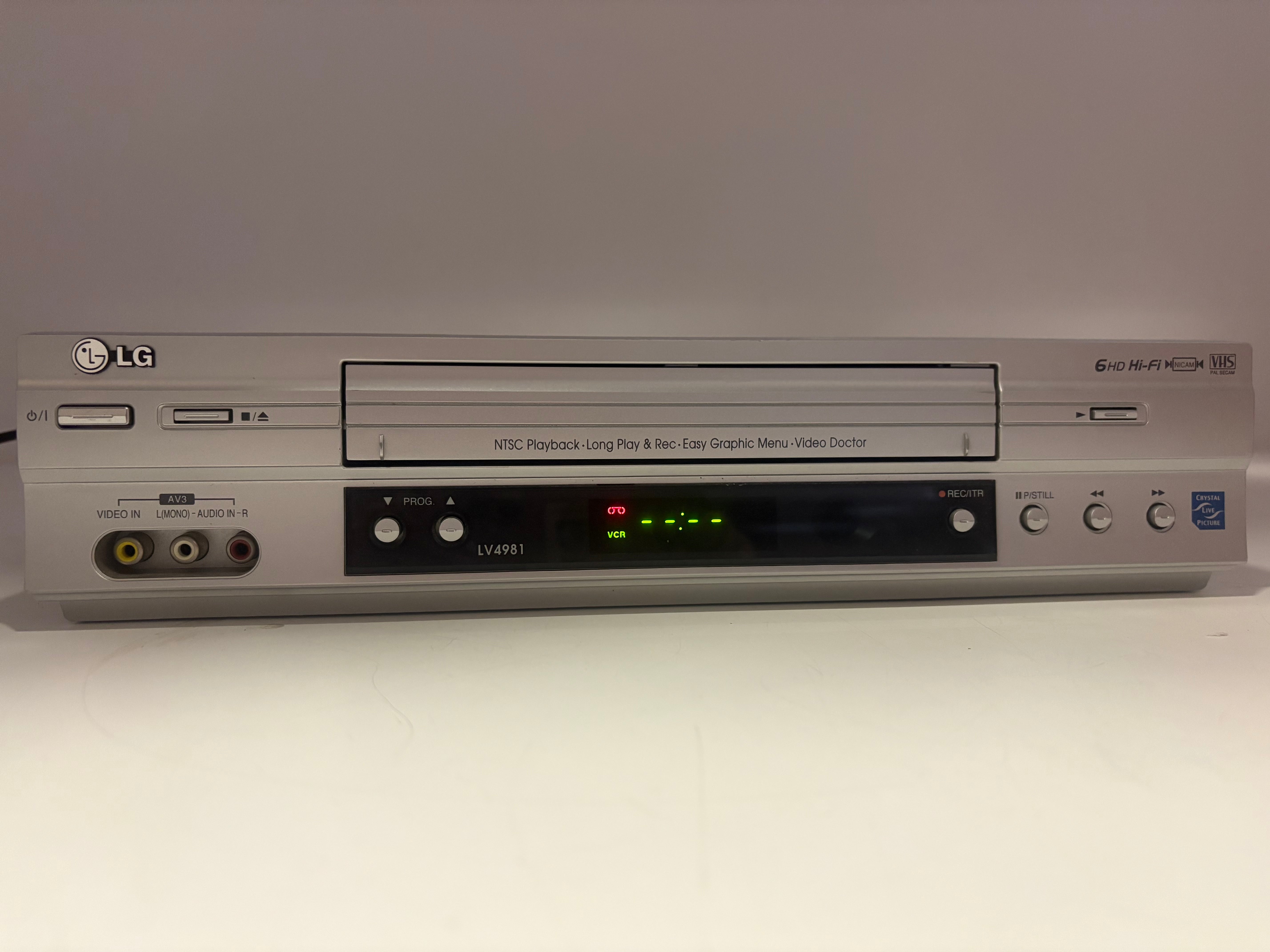 LG - LV4981 - VHS 4HD HiFi Video Recorder - NTSC - Not Tested