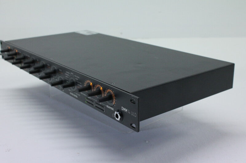 AKG DMM14 ULD microfoonmixer