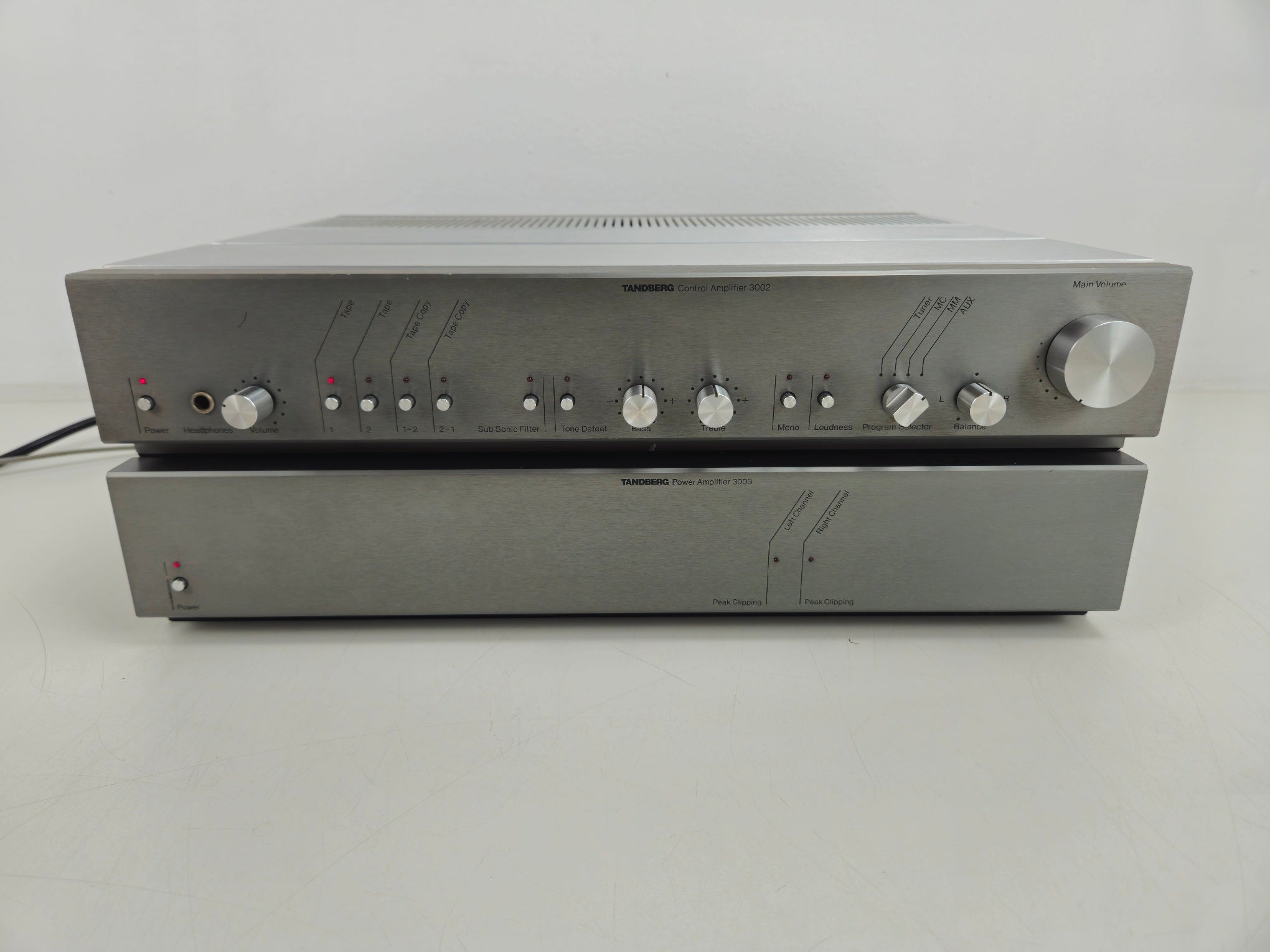 Tandberg - 3002 Control Amplifier - 3003 Power Amplifier - Set - Fully Serviced