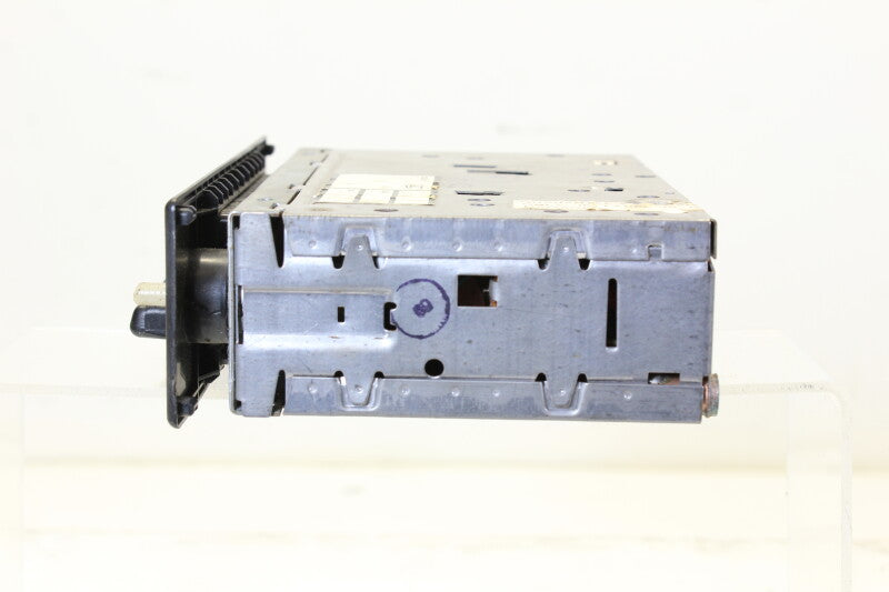 Blaupunkt Ford P32 - Vintage Car Radio
