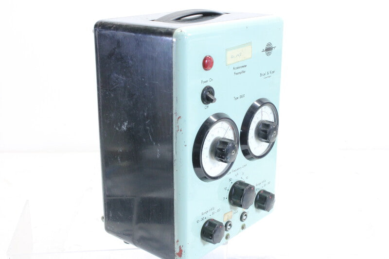 Brüel & Kjaer Accelerometers Preamplifier Type 2620