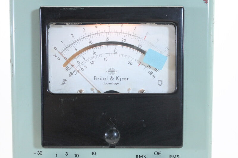 Brüel & Kjaer Electronic Voltmeter Type 2409 (no.3)