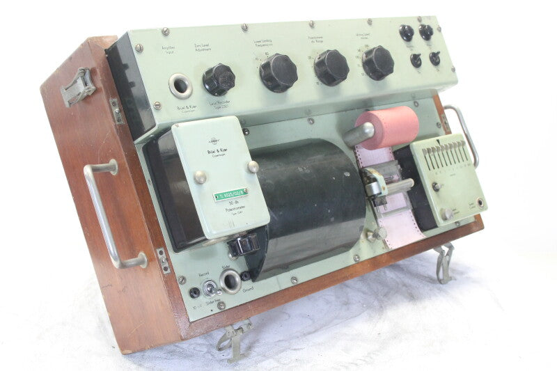 Brüel & Kjaer Level Recorder Type 2301 With 50dB Potentiometer Type 2347