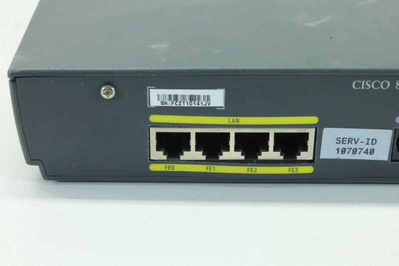 Cisco Systems Cisco 800 Series Router (No.1)