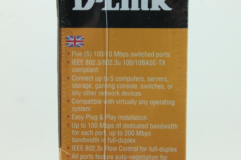 D-Link DES-1005D - 5-Port Fast Ethernet Desktop Switch NEW!