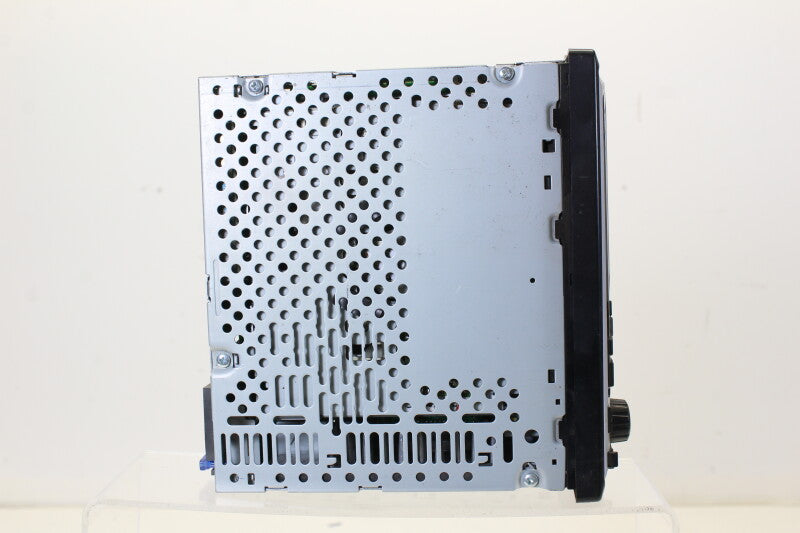 Clarion DB318R Car Radio