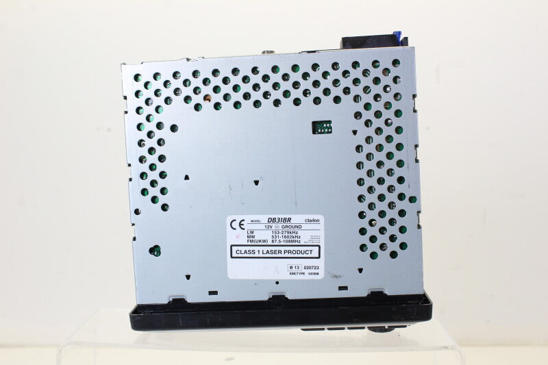 Clarion DB318R Car Radio
