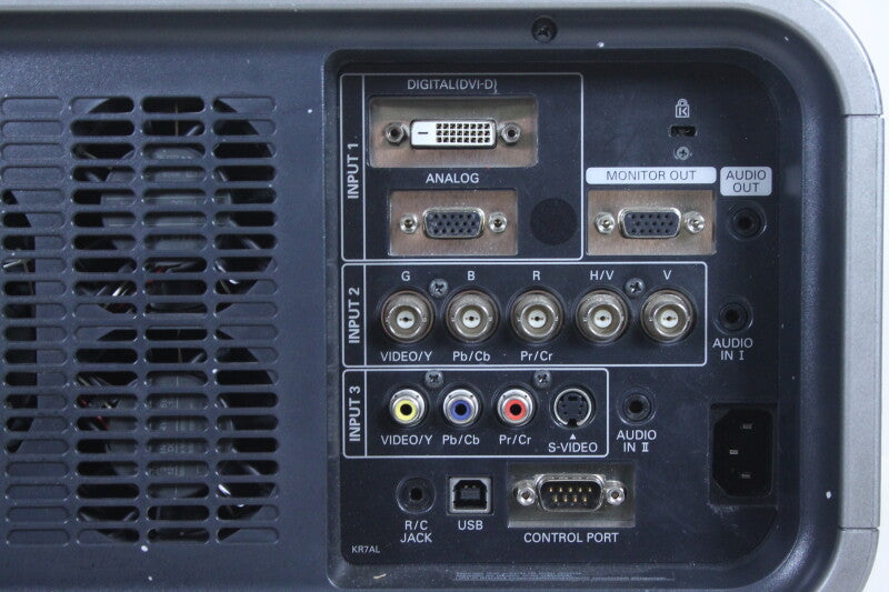 Eiki Projector CL-X85 With Case and Accessories