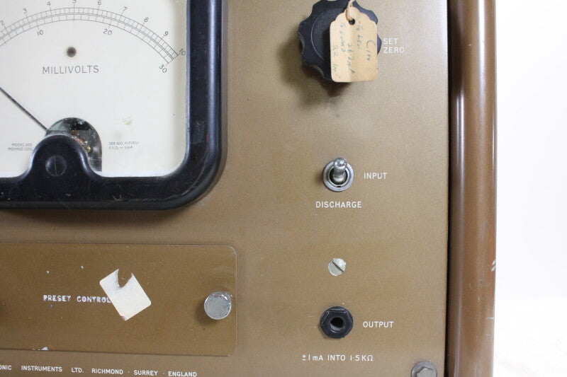 Electronic Instruments LTD. Vibron Electrometer Model 33 C
