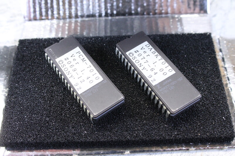 Fujitsu mbm27c1001-15z 1Mbit UV EPROM Memory set of 2.