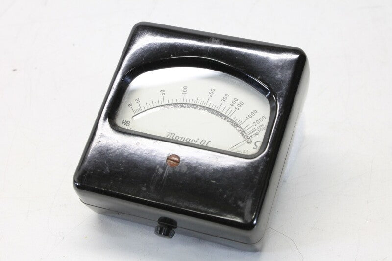 Hartmann & Braun Monavi 01 - Small Ohmmeter in Leather Case