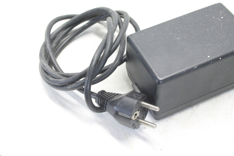 Hewlett Packard Power Supply Model No. ETT 76J3E-1