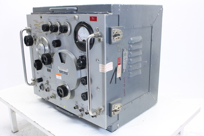 Hewlett Packard UHF Signal Generator Model 616B