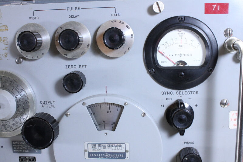 Hewlett Packard UHF Signal Generator Model 616B