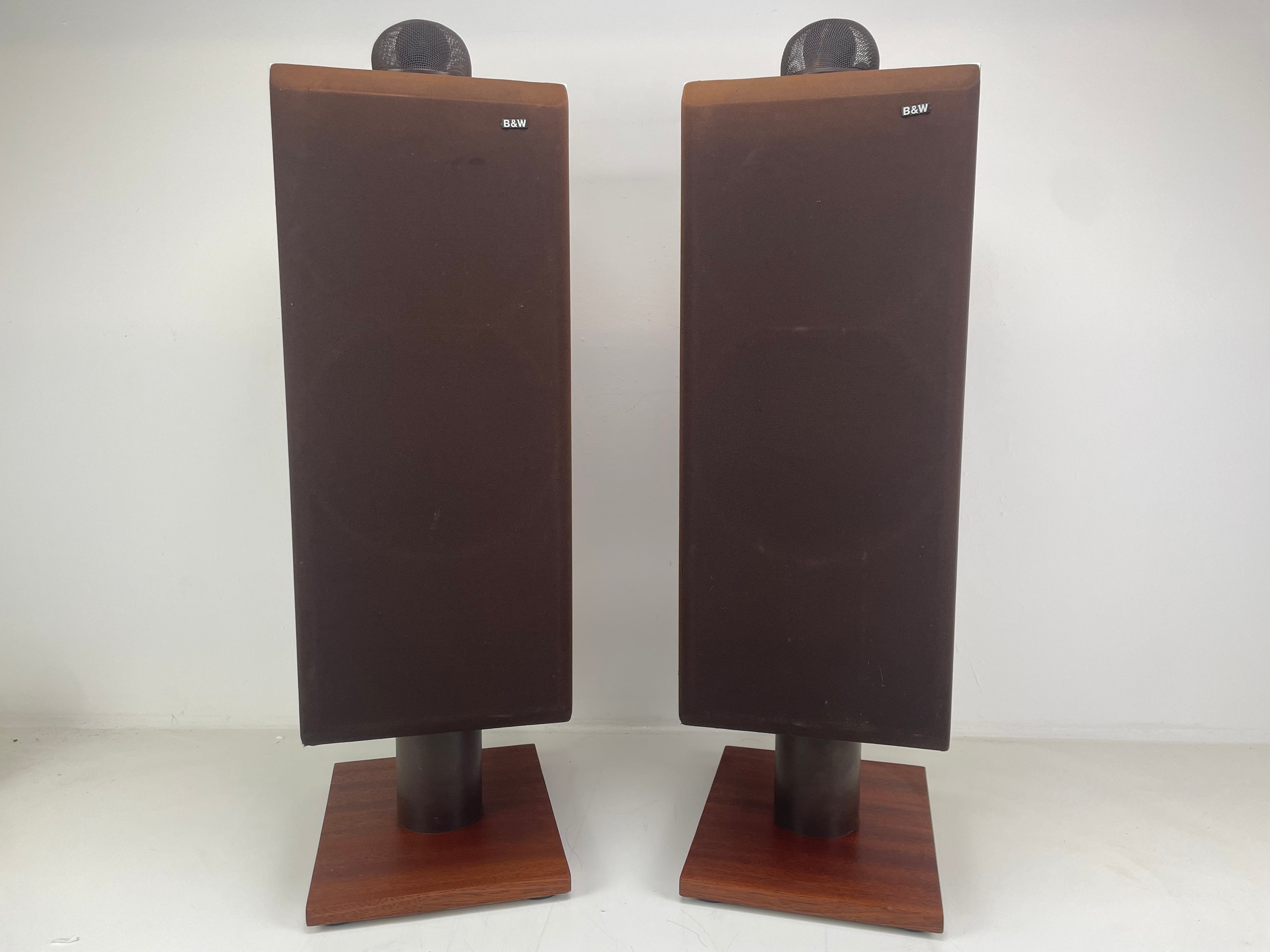 Bowers & Wilkins - DM7 MK2 - Matched Pair - Speaker Set
