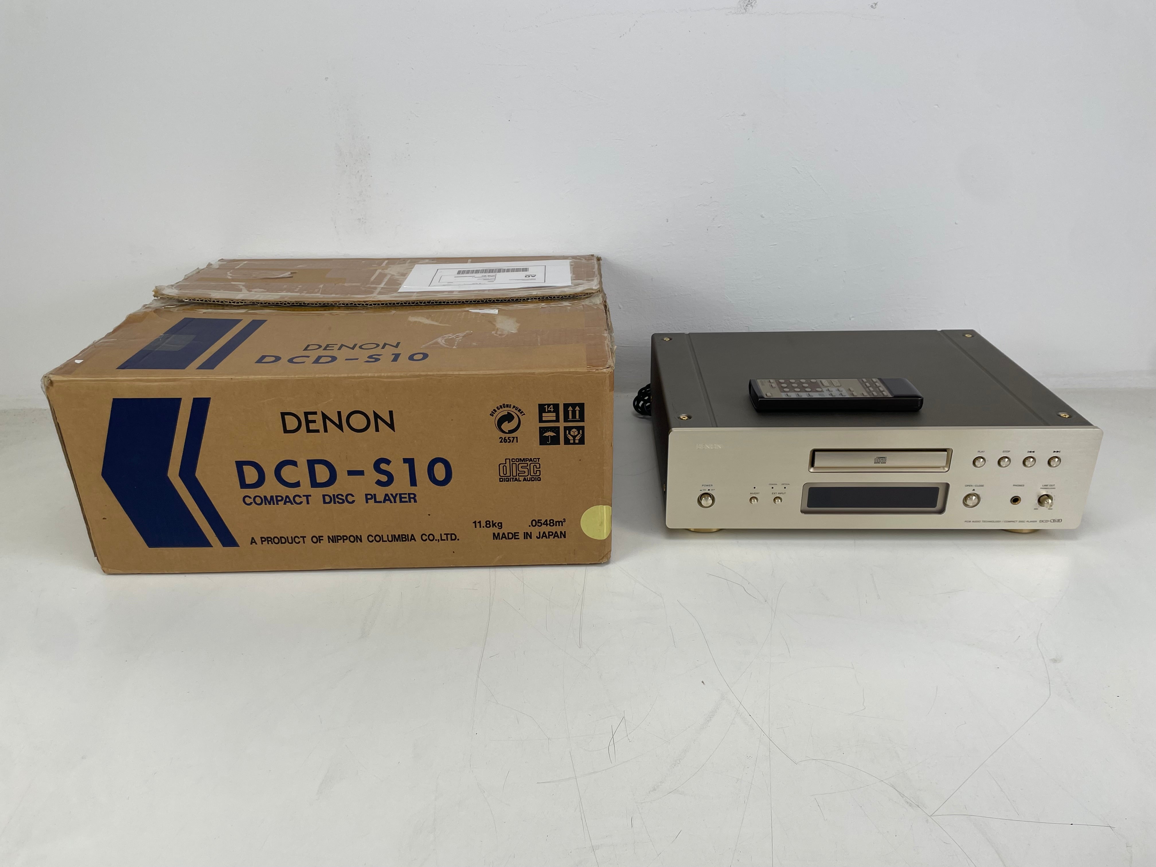 Denon - DCD-S10 - Pro CD-Player - Inc. Original Box/Remote - XLR Out