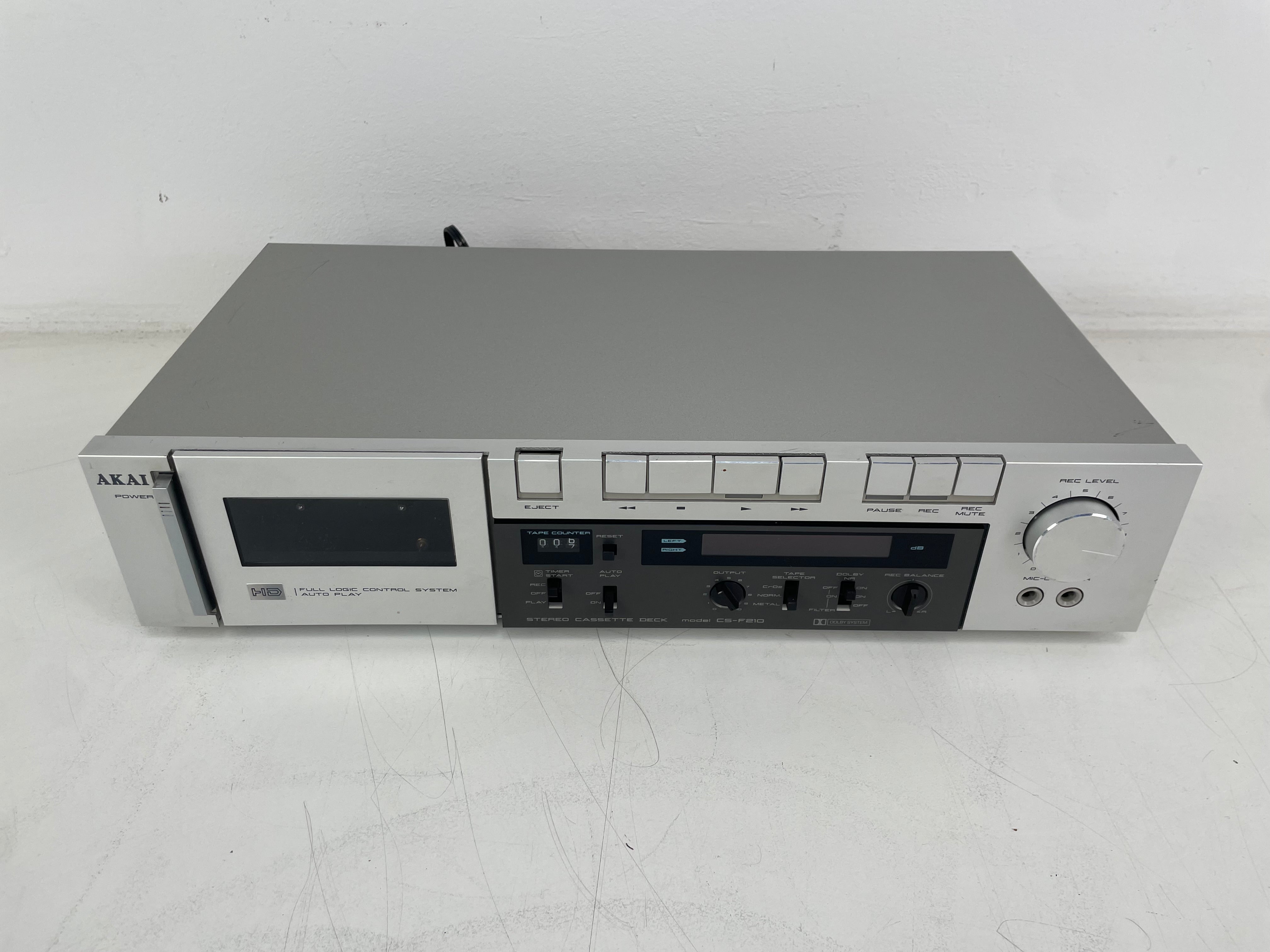 Akai - CS-F210 - Stereo Cassette Deck - 2-Head - Auto Play