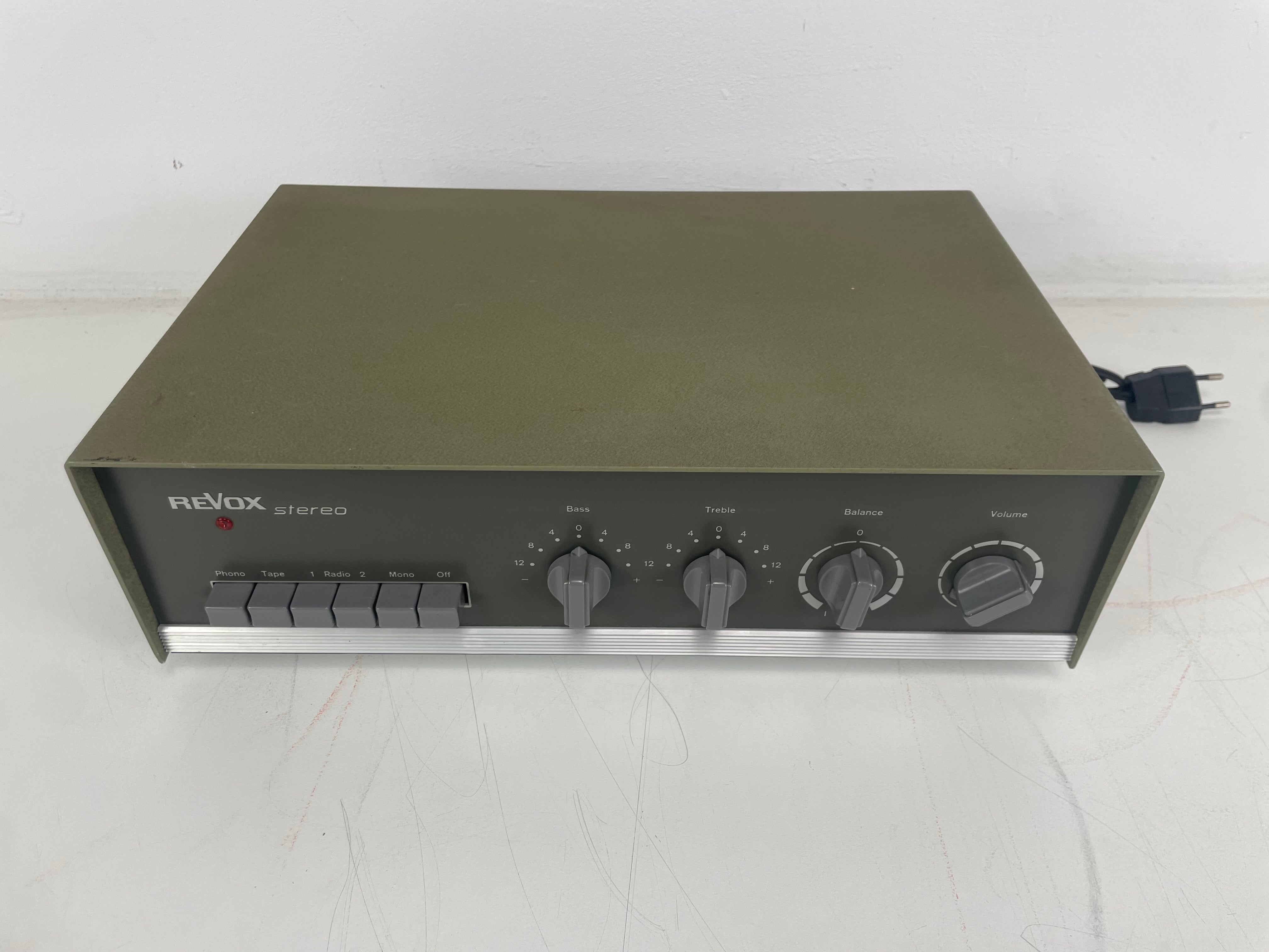 Revox - Modell 40 - Stereo Tube Amplifier - Serviced (Fuse Installed)