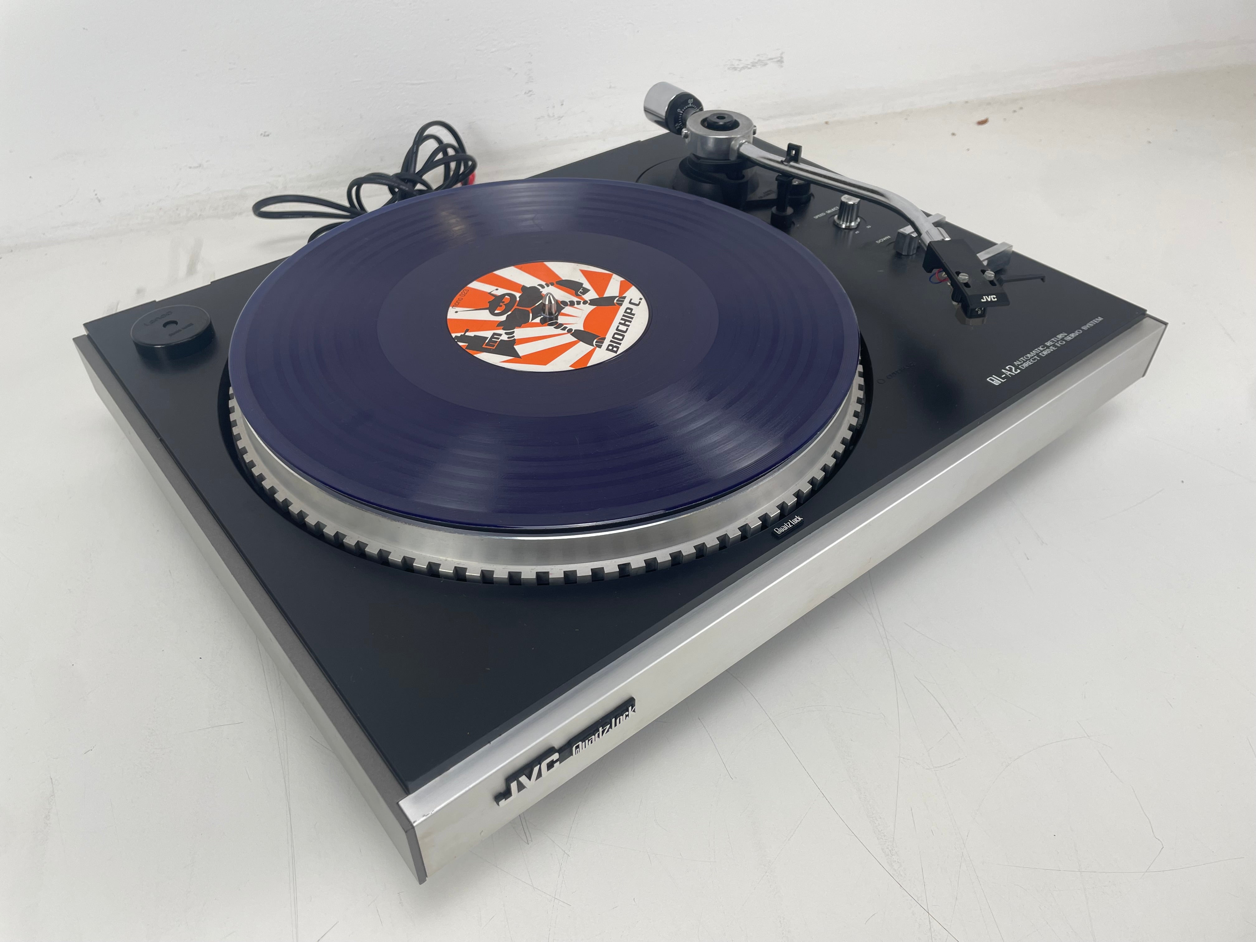 JVC - QL-A2 - Direct Drive Turntable - Inc. JVC Z1S Cartridge - Broken Strobe
