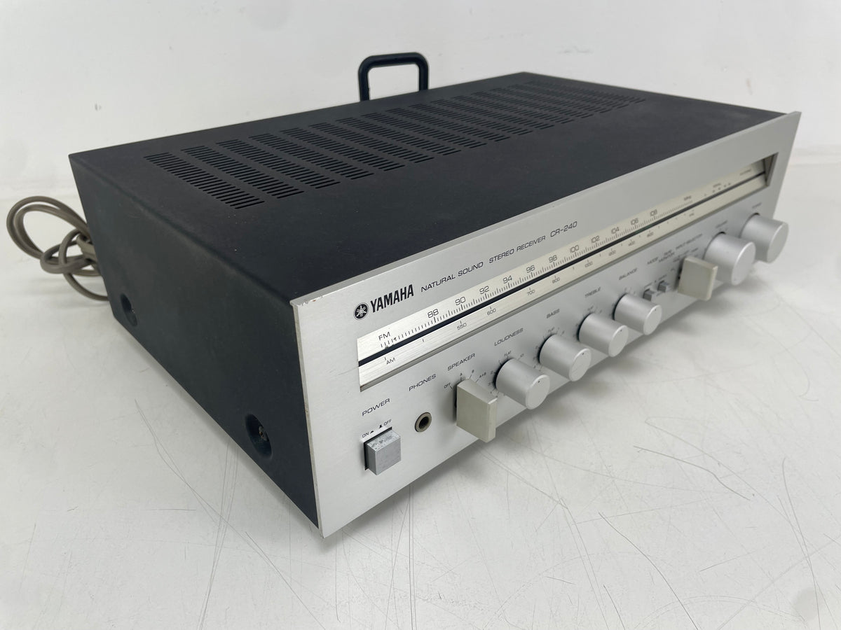 Yamaha – CR-240 – Natural Sound Stereo Receiver