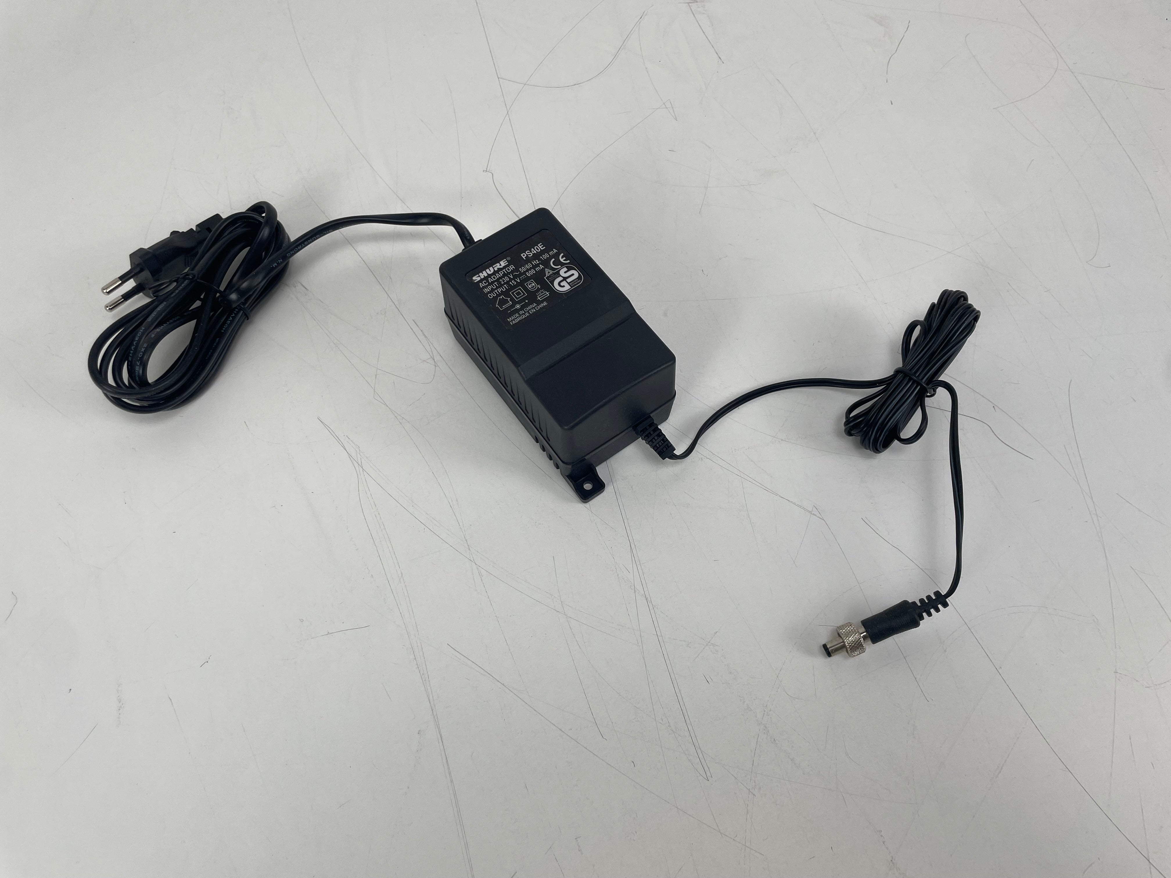 Shure - PS40E - AC Adapter - 230V - 15V - Inc. Original Box