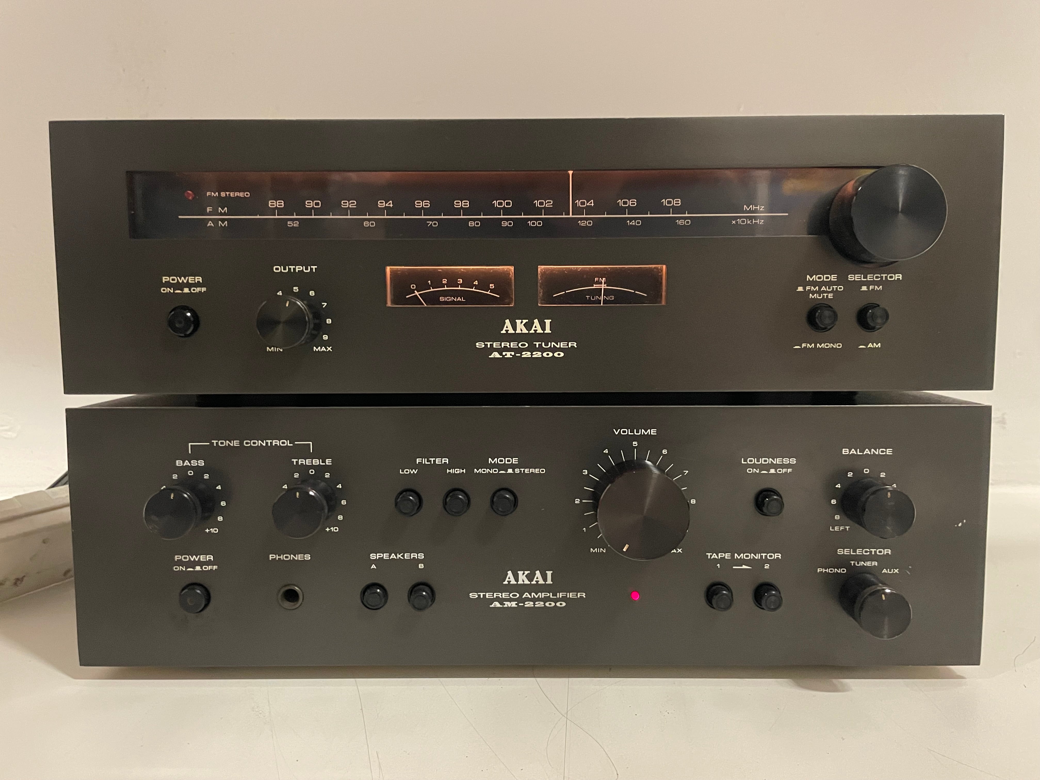 Akai - AT-2200/AM-2200 - Amplifier/Tuner Set - Serviced (Repaired/Cleaned)