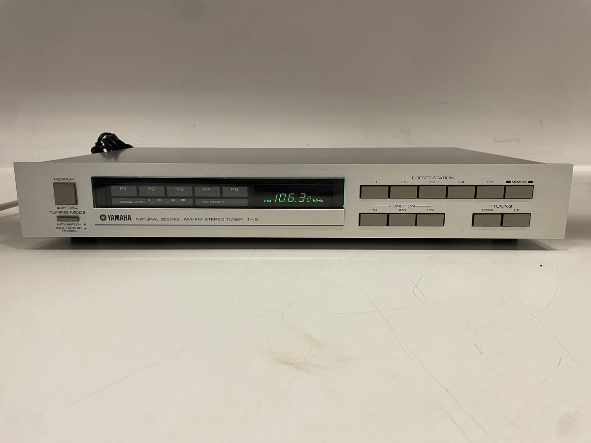 Yamaha – T-15 – AM/FM Stereo Tuner – Digital Display