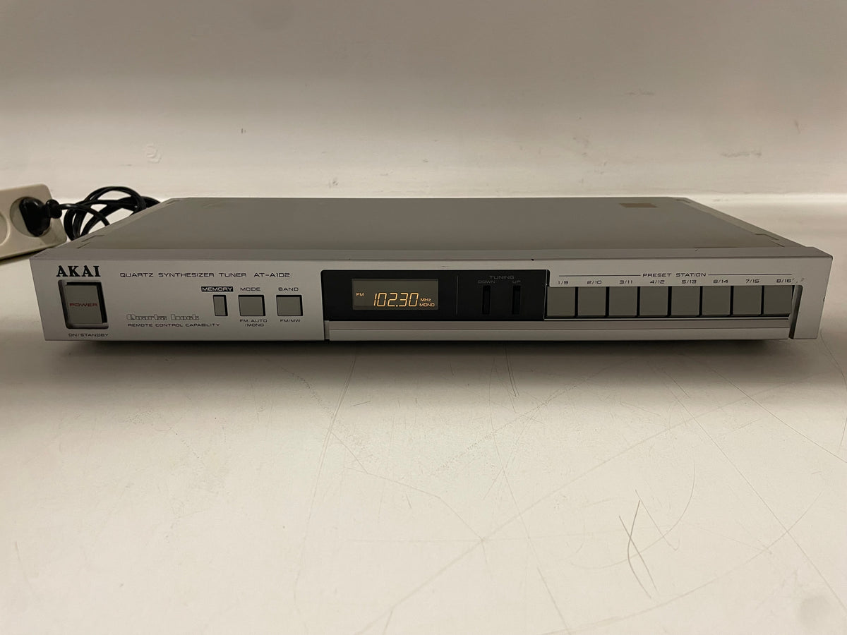 Akai – AT-A102 – Quartz Synthesizer FM/AM Tuner