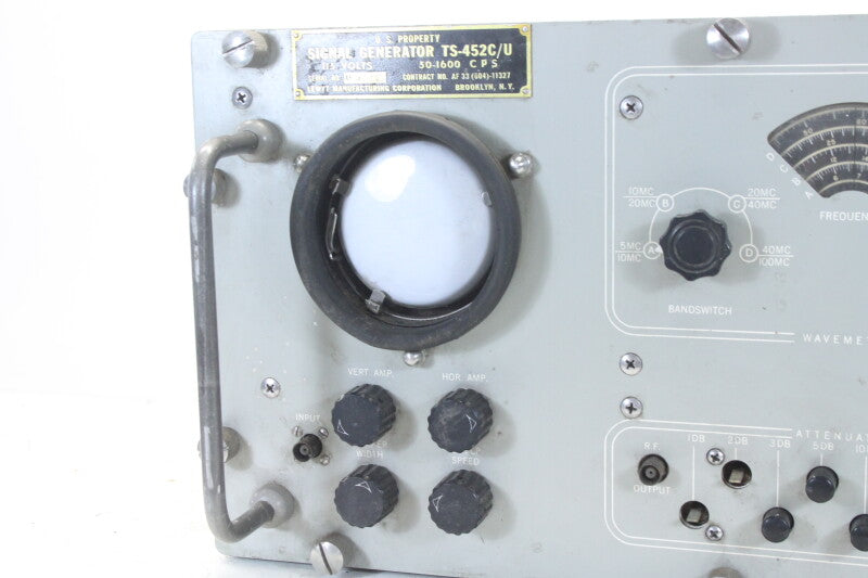Lewyt Manufacturing Corporation US Army Signal Generator TS-452C/U