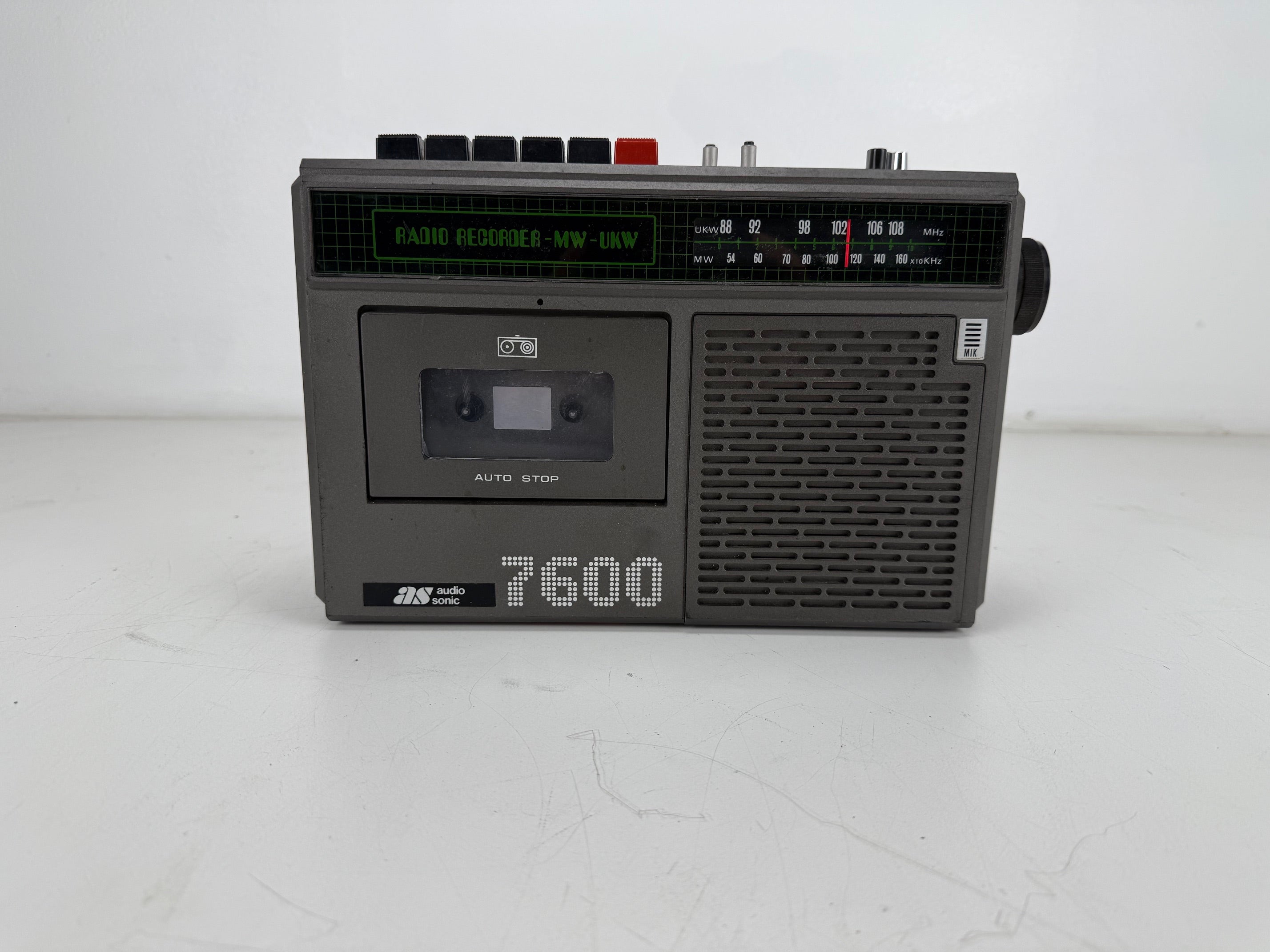 Onbekende Audio Sonic TB - 7600 radio-recorder MW/UKW