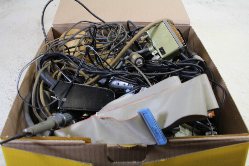 Miscellaneous Mystery various electronics box Big (No.6)