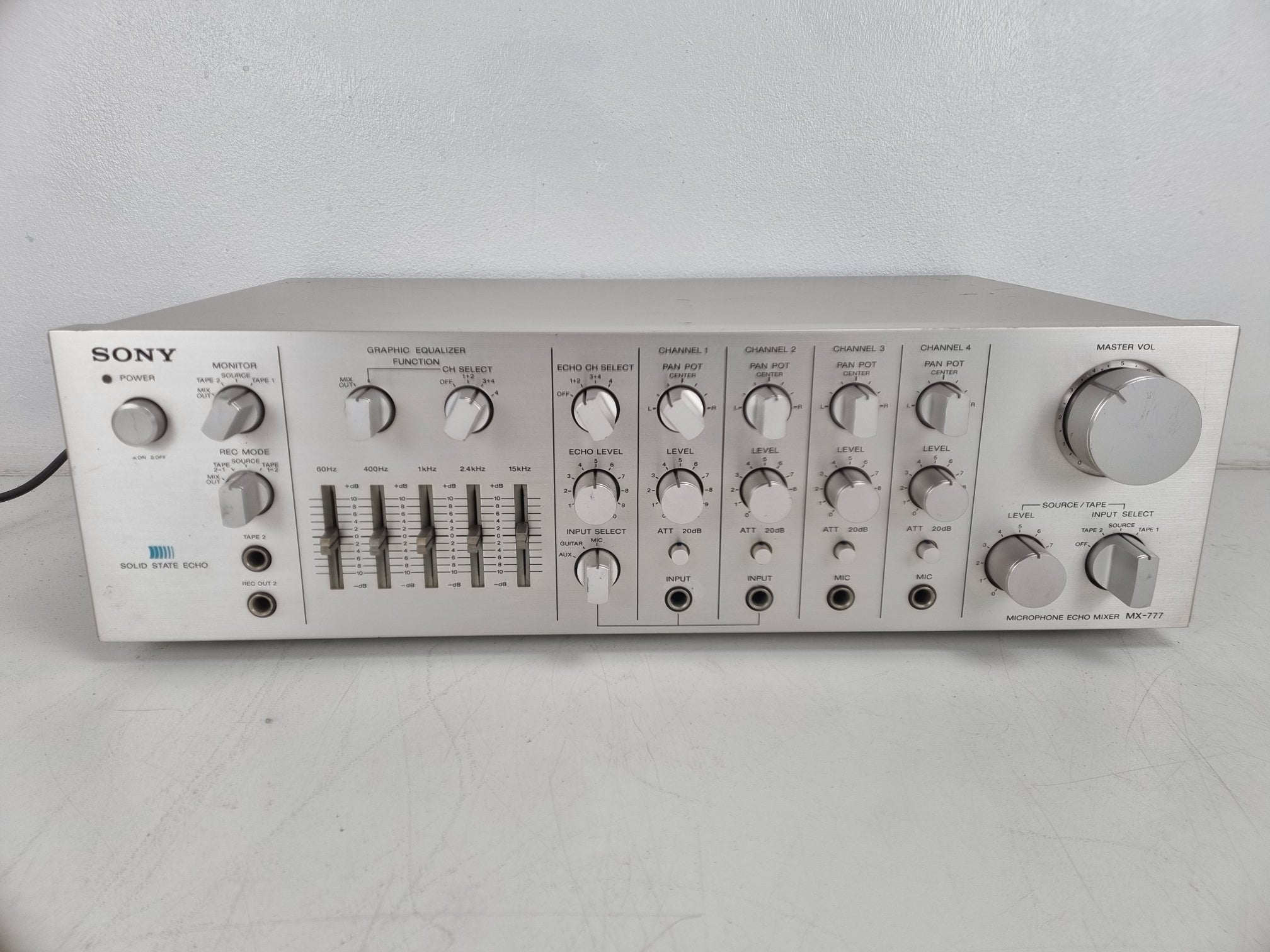 Sony MX 777 Microfoon Echo Mixer Solid State