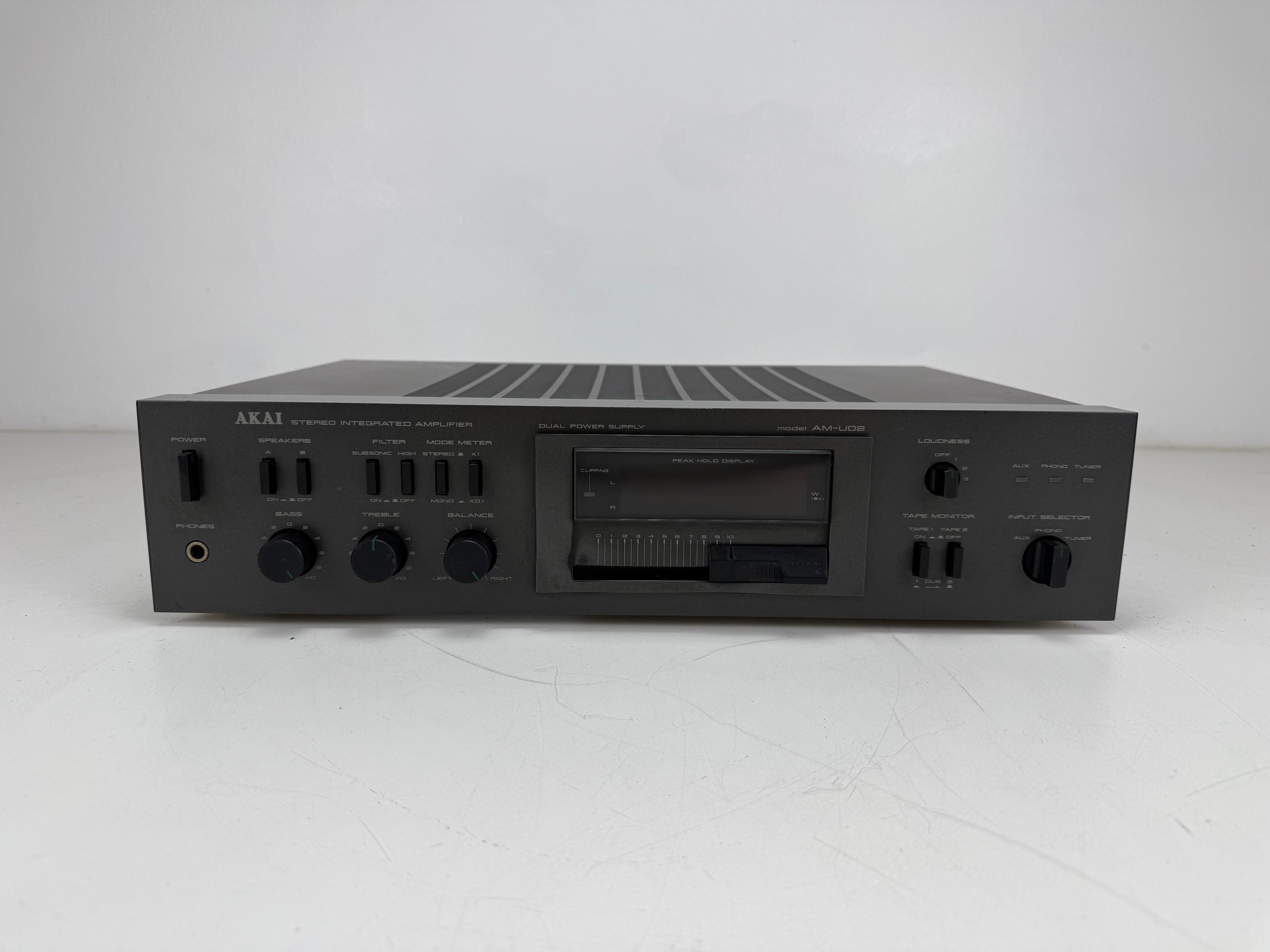Akai AM-U02 Stereo Integrated Amplifier