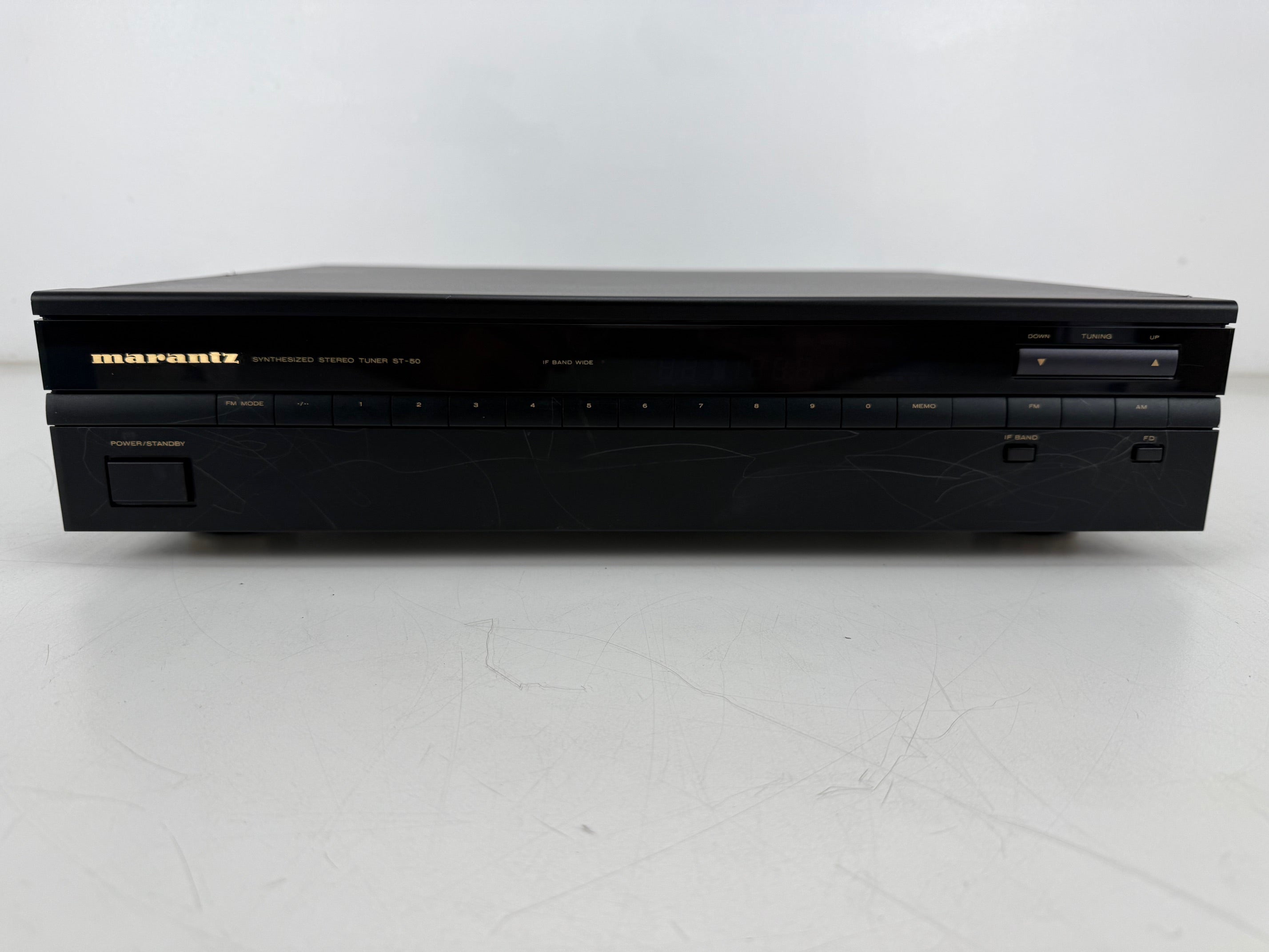Marantz ST-50 Synthesized Stereo Tuner