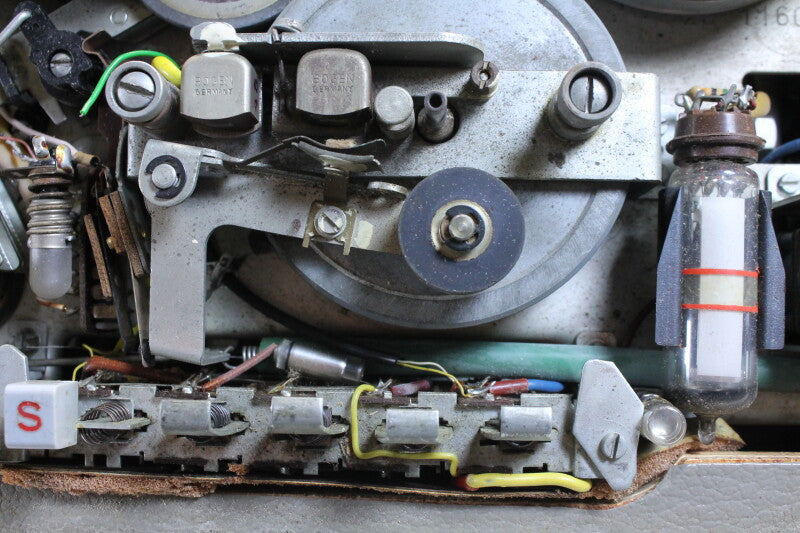 Loewe Opta Reel to Reel Tape Recorder in case