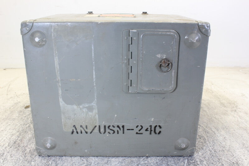 US Navy OS-51 AN/USM-24C Oscilloscope
