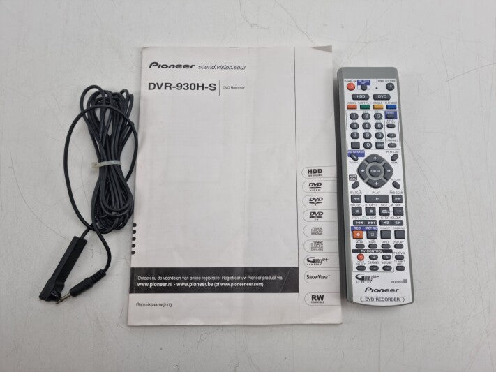 Pioneer DVR-530H DVD Recorder - With original manual and remote control